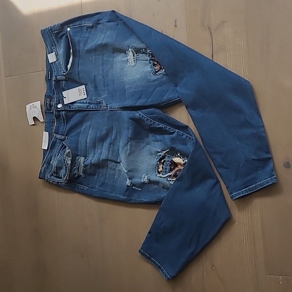 NWT Judy Blue Jeans Women's sz 24 Skinny Fit Distressed Animal Print Denim Jean - Picture 1 of 12